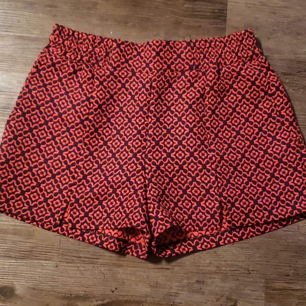 Shorts flat front